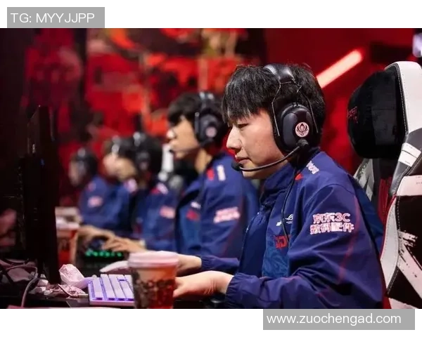 JDG战队在世界大师赛中以54分稳居积分榜首位,表现引人瞩目 JDG战队在世界大师赛中以54分稳居积分榜首位,表现引人瞩目